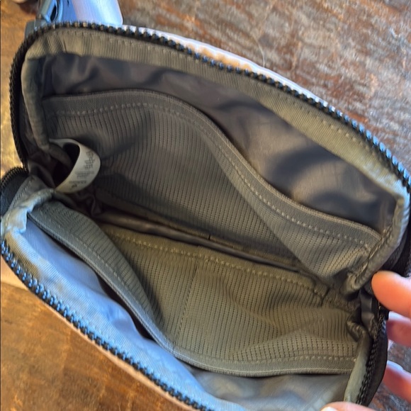 Lululemon Athletica Pink Metallic Belt Bag - Picture 3 of 3